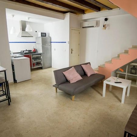 Rentalsevilla Feria Duplex Con Terraza Zewnętrze zdjęcie