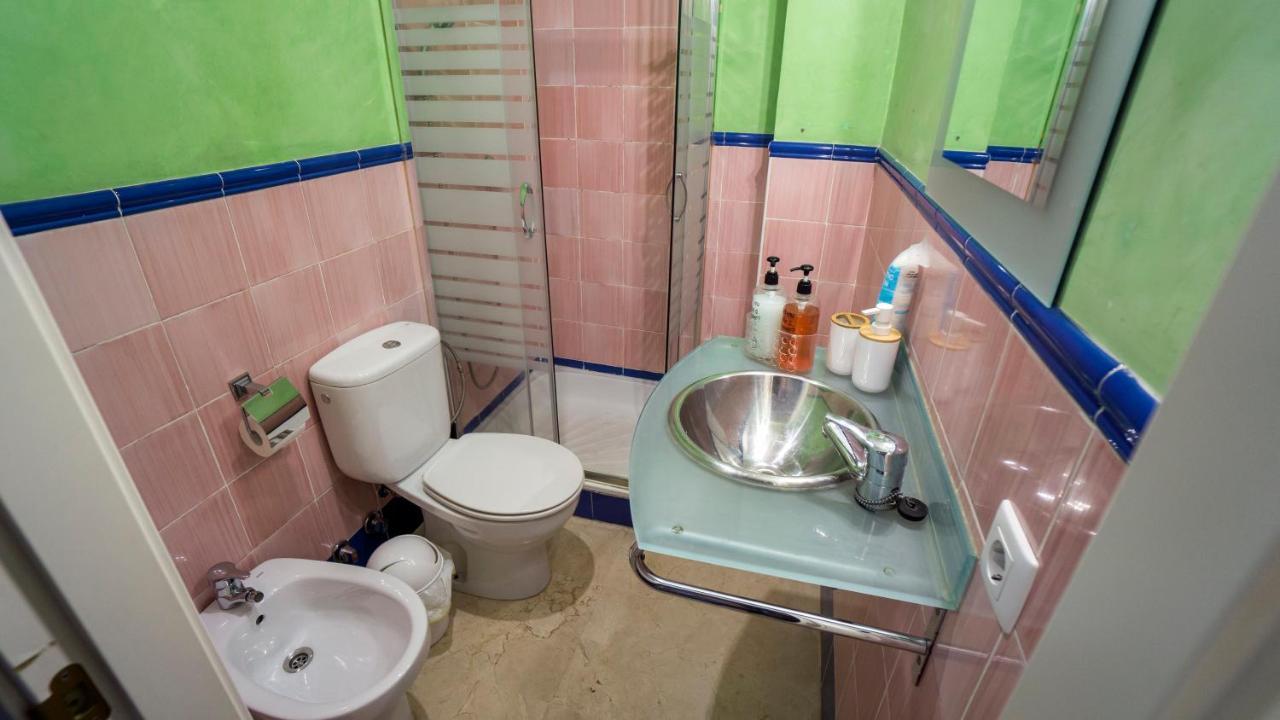 Rentalsevilla Feria Duplex Con Terraza Zewnętrze zdjęcie